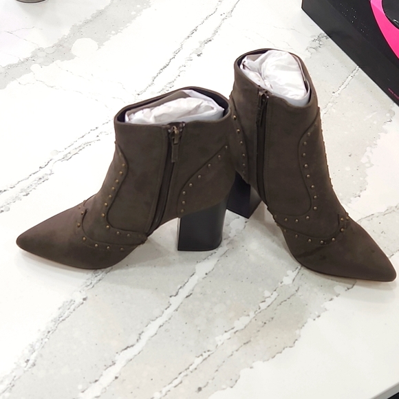 Michael Antonio Secret Olive Studded Ankle Boot – Size 5.5 | Fierce & Fabulous N - Picture 10 of 12